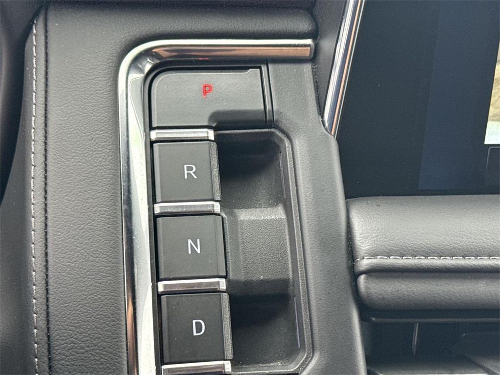 used 2024 Chevrolet Tahoe car, priced at $43,888