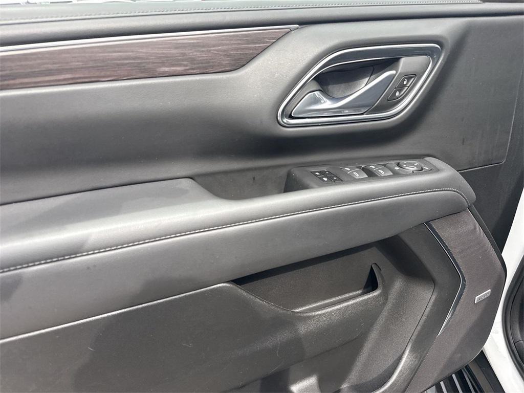 used 2024 Chevrolet Tahoe car, priced at $43,888