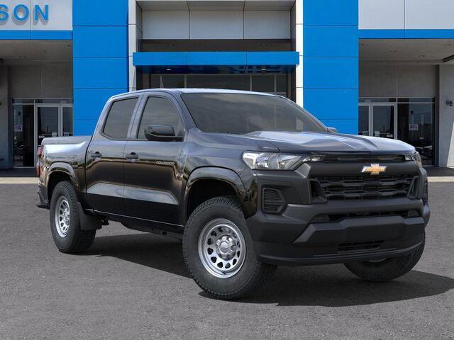 new 2024 Chevrolet Colorado car, priced at $30,736