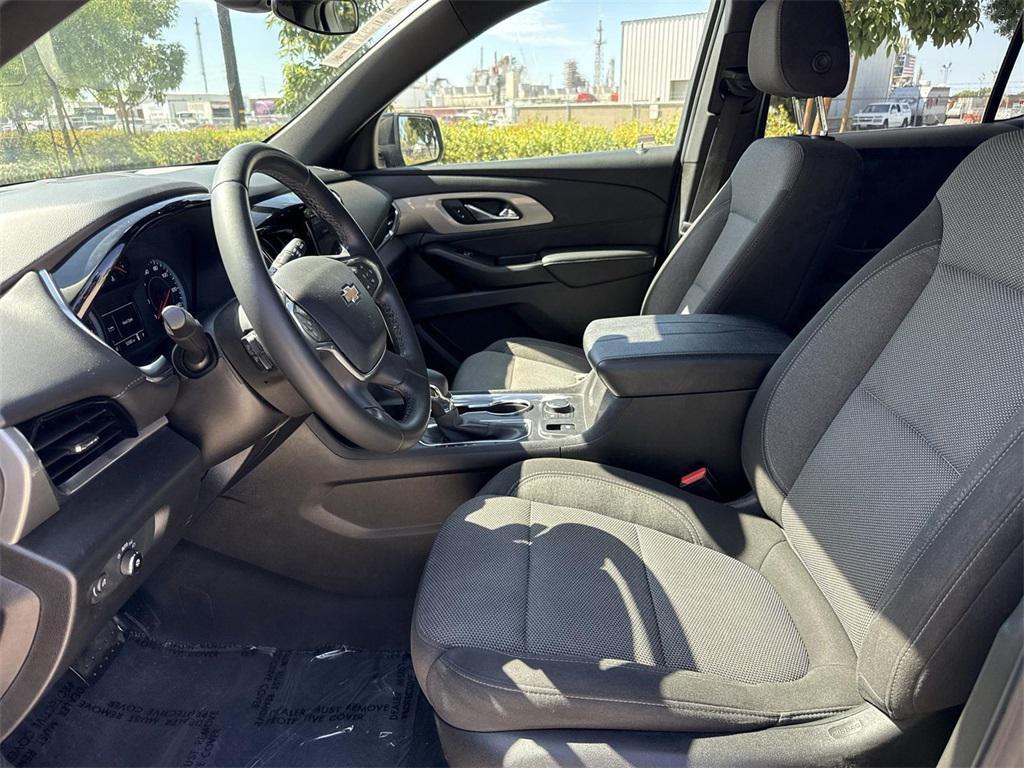 used 2023 Chevrolet Traverse car, priced at $22,888