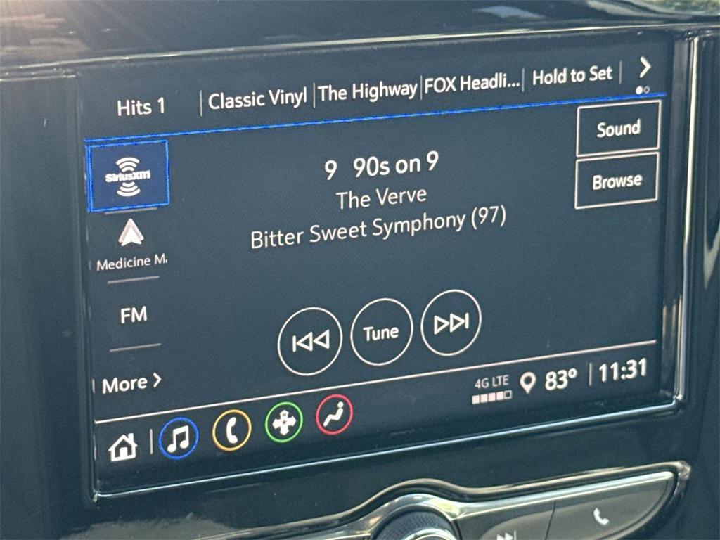 used 2023 Chevrolet Traverse car, priced at $22,888