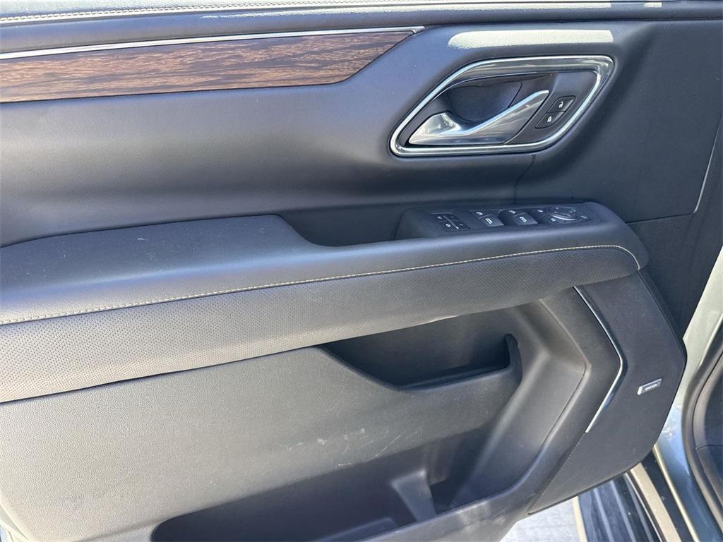 used 2023 Chevrolet Suburban car, priced at $41,750