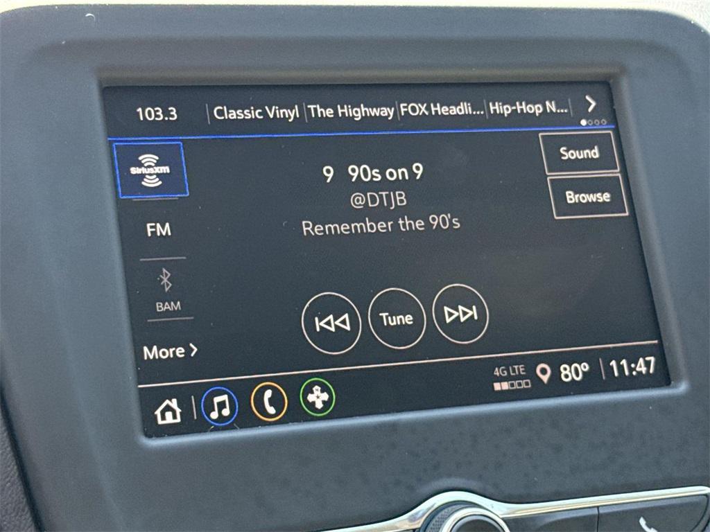 used 2022 Chevrolet Equinox car, priced at $14,999