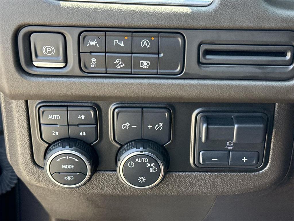 used 2023 Chevrolet Tahoe car, priced at $53,500