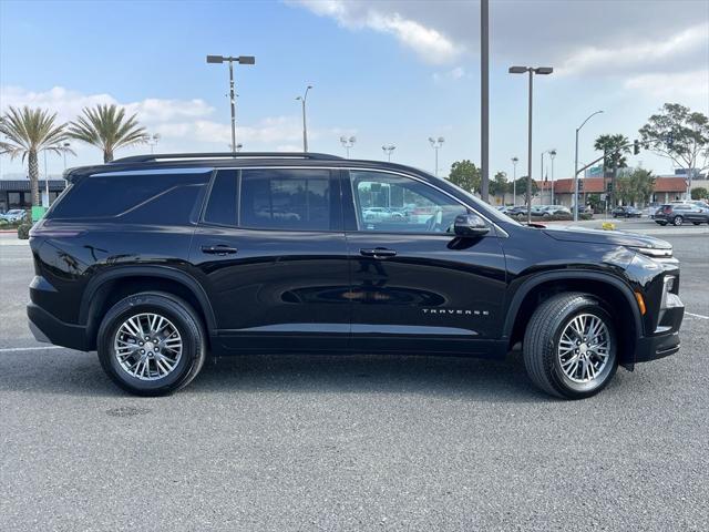 used 2024 Chevrolet Traverse car, priced at $35,500