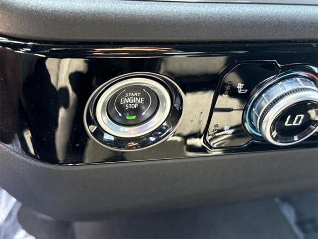 used 2024 GMC Sierra 1500 car, priced at $35,000