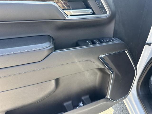 used 2024 GMC Sierra 1500 car, priced at $35,000