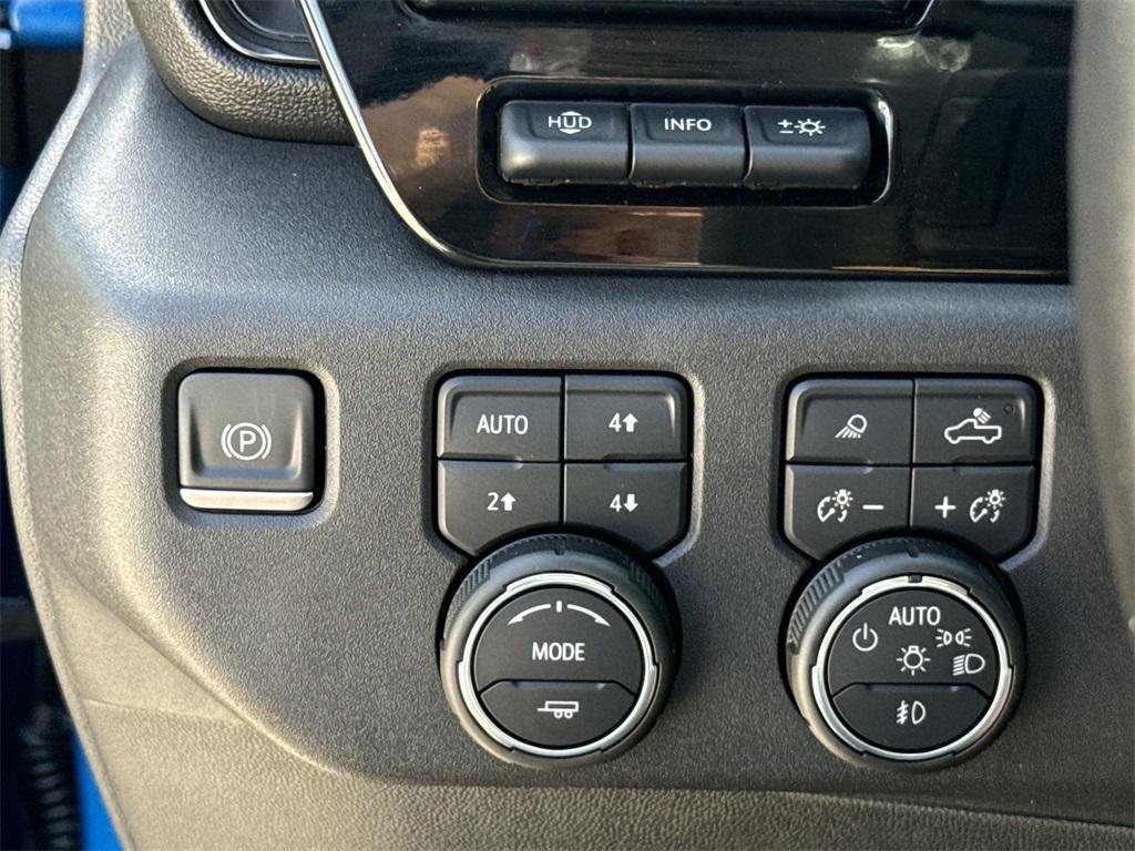 used 2022 Chevrolet Silverado 1500 car, priced at $45,888