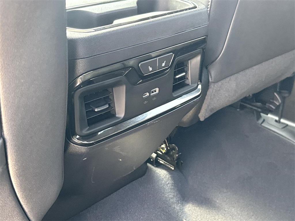 used 2022 Chevrolet Silverado 1500 car, priced at $45,888