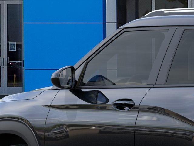 new 2025 Chevrolet TrailBlazer car, priced at $28,688