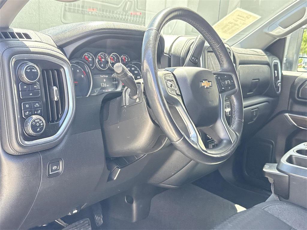 used 2022 Chevrolet Silverado 2500 car, priced at $40,888