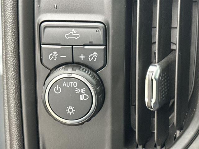 used 2024 Chevrolet Silverado 1500 car, priced at $31,000