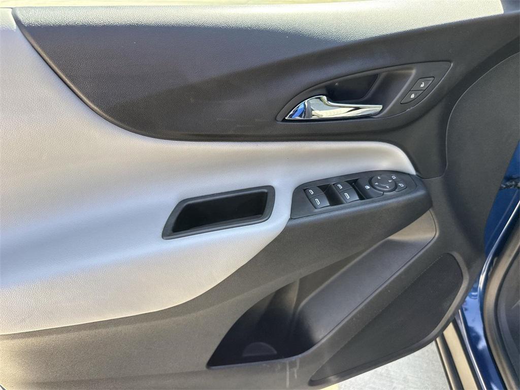 used 2023 Chevrolet Equinox car, priced at $16,888