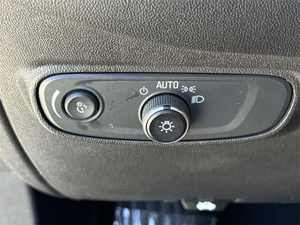 used 2023 Chevrolet Equinox car, priced at $16,888