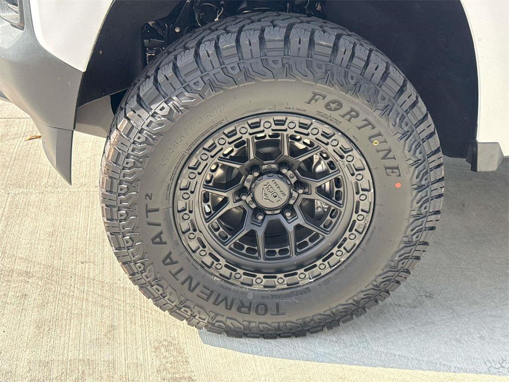 new 2026 Chevrolet Colorado car, priced at $31,844