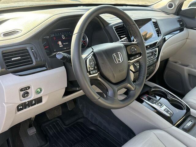 used 2022 Honda Pilot car, priced at $31,500