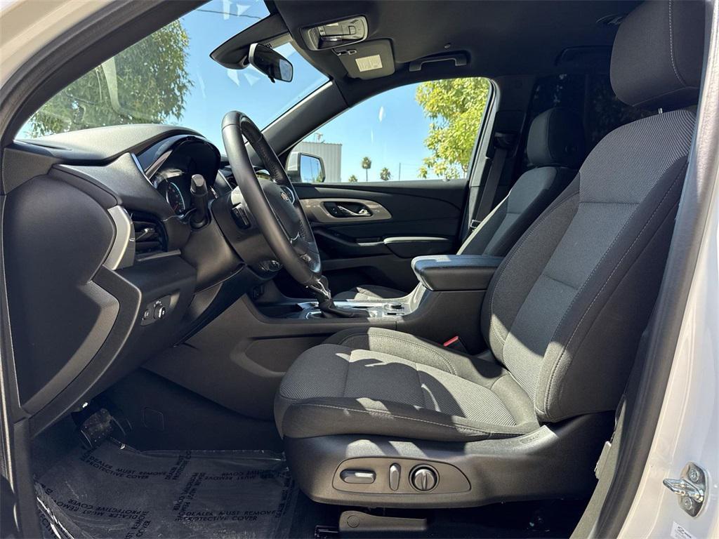 used 2022 Chevrolet Traverse car, priced at $22,750