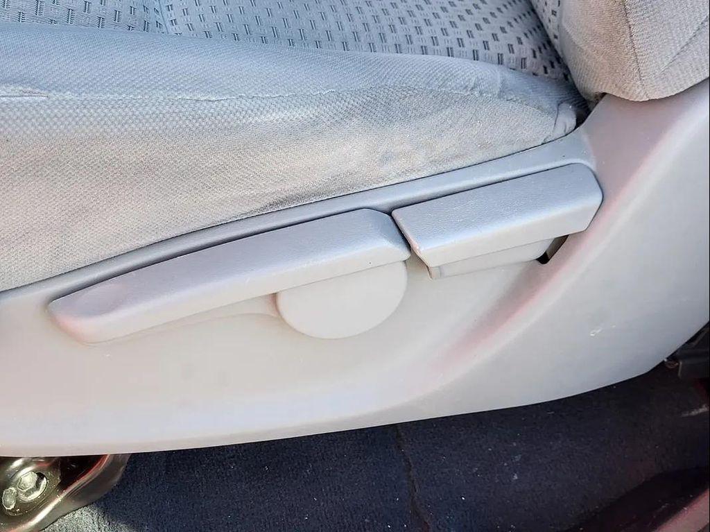 used 2013 Toyota Tundra car, priced at $17,995