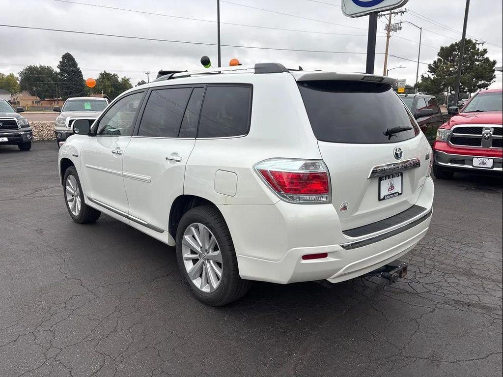 used 2012 Toyota Highlander Hybrid car, priced at $12,795