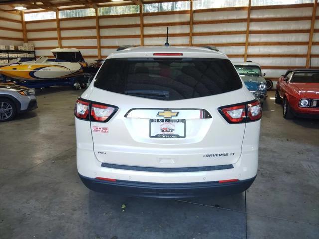 used 2015 Chevrolet Traverse car, priced at $9,895