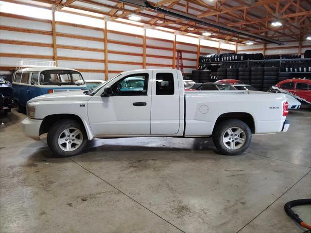 used 2010 Dodge Dakota car, priced at $14,995