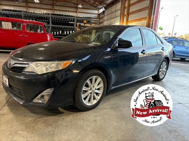 used 2012 Toyota Camry Hybrid car, priced at $10,995