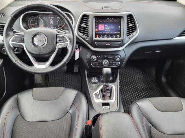 used 2015 Jeep Cherokee car, priced at $17,595