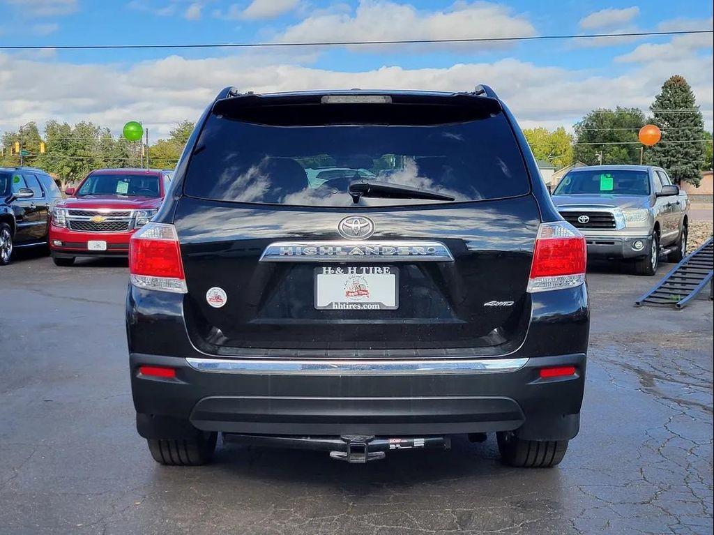 used 2013 Toyota Highlander car, priced at $17,995