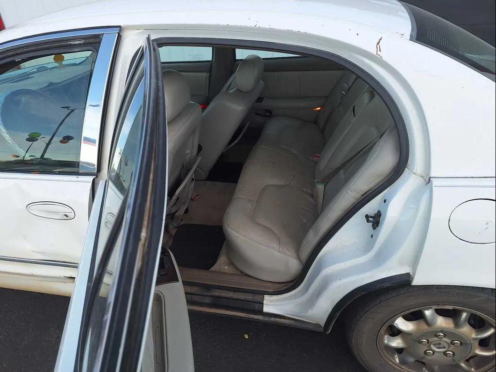 used 2004 Buick Park Avenue car, priced at $1,995