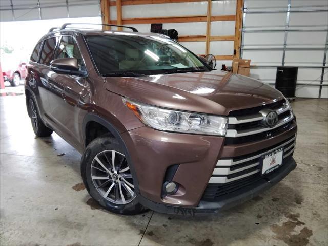 used 2017 Toyota Highlander car, priced at $21,995