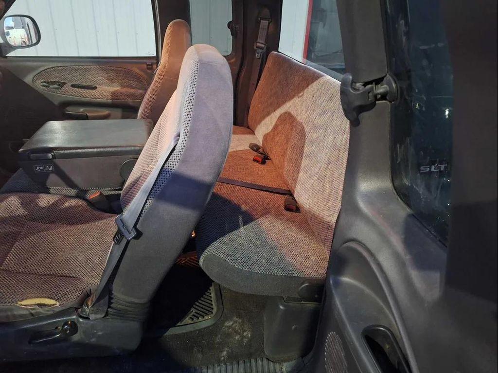 used 2000 Dodge Ram 1500 car, priced at $9,995