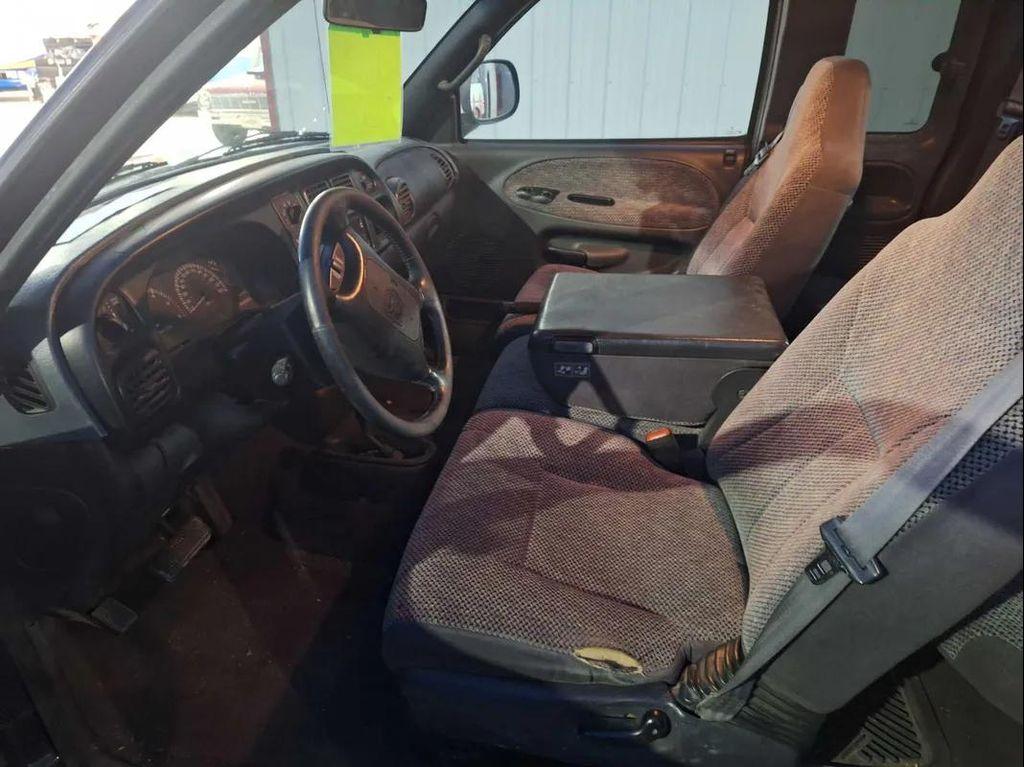 used 2000 Dodge Ram 1500 car, priced at $9,995