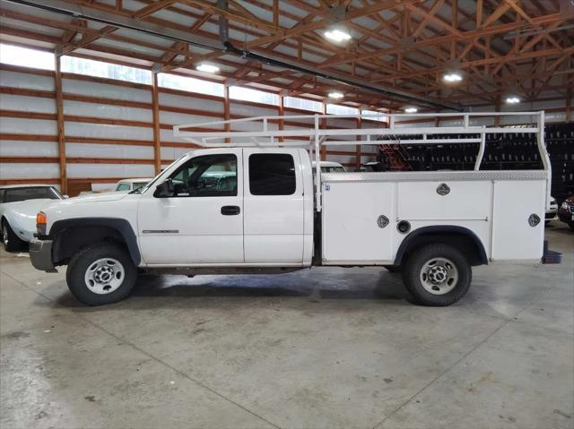 used 2006 GMC Sierra 2500 car, priced at $9,995