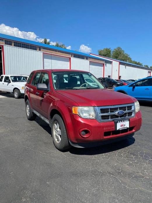 used 2010 Ford Escape car, priced at $7,995
