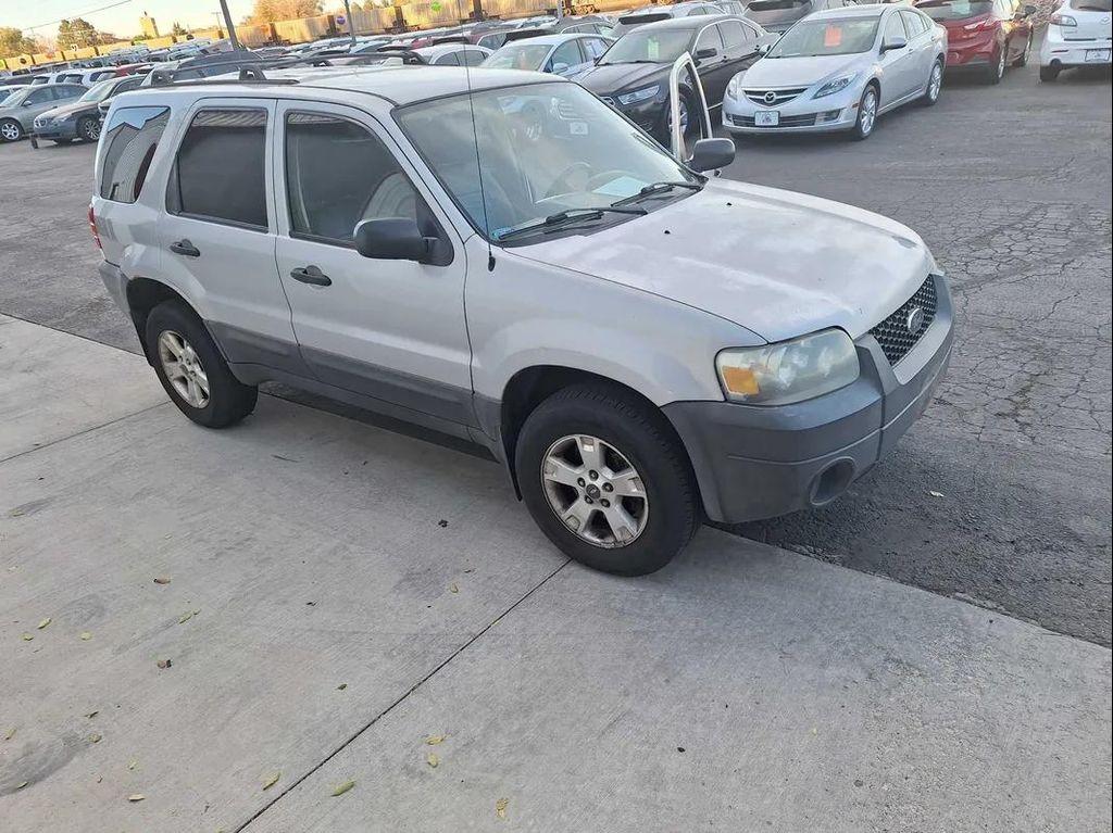 used 2005 Ford Escape car, priced at $995