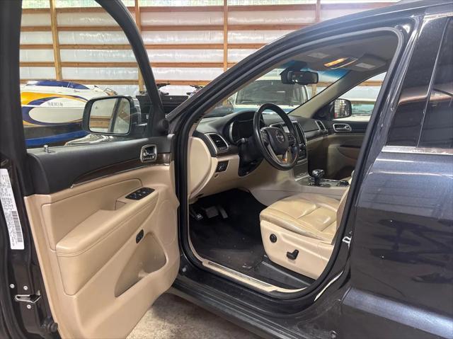 used 2015 Jeep Grand Cherokee car, priced at $14,995