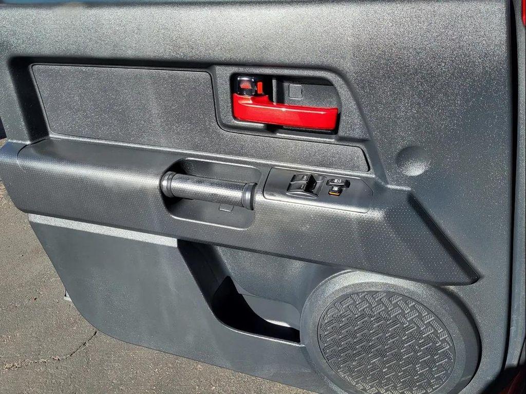 used 2007 Toyota FJ Cruiser car, priced at $11,995