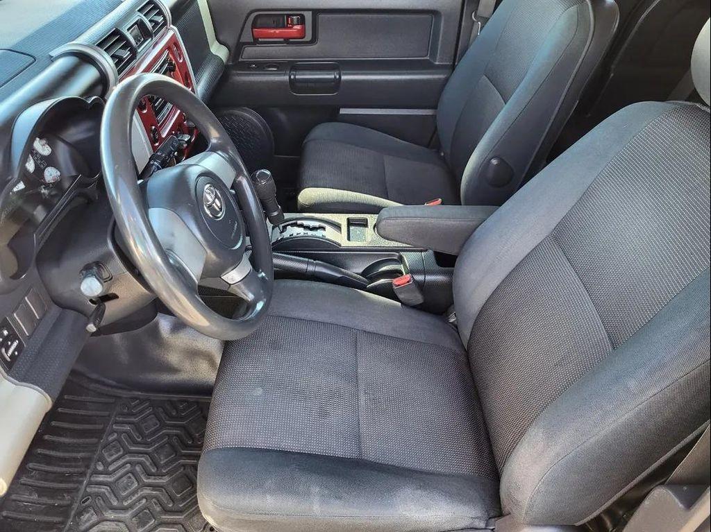 used 2007 Toyota FJ Cruiser car, priced at $11,995