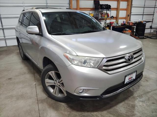 used 2013 Toyota Highlander car, priced at $15,895