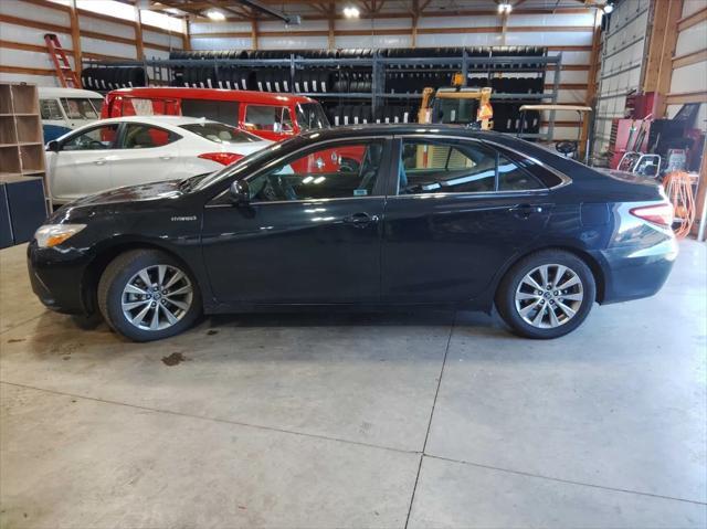 used 2015 Toyota Camry Hybrid car, priced at $15,995