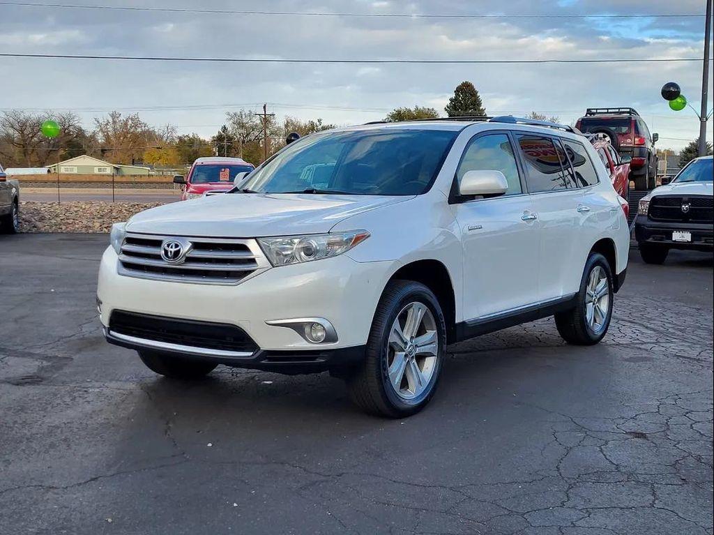used 2012 Toyota Highlander car, priced at $15,995