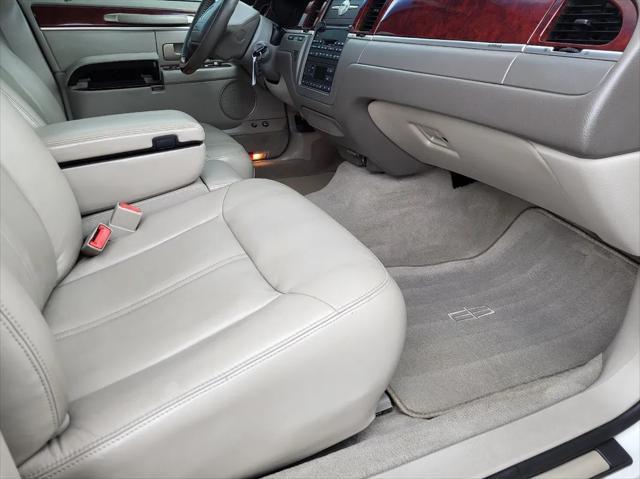 used 2004 Lincoln Town Car car, priced at $3,995