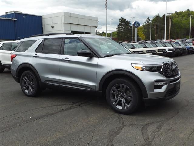 new 2024 Ford Explorer car, priced at $48,025