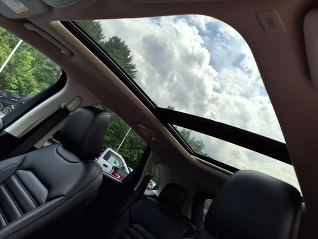 used 2022 Ford Edge car, priced at $32,995