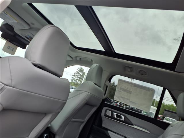 new 2025 Ford Explorer car, priced at $61,610