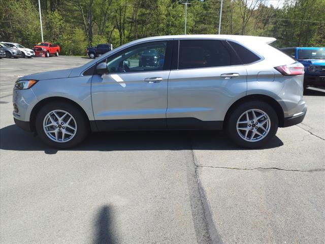 new 2024 Ford Edge car, priced at $44,205