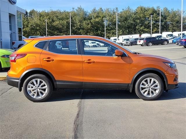 used 2021 Nissan Rogue Sport car, priced at $22,995