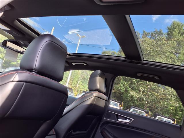 used 2022 Ford Edge car, priced at $29,995