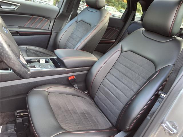used 2022 Ford Edge car, priced at $29,995