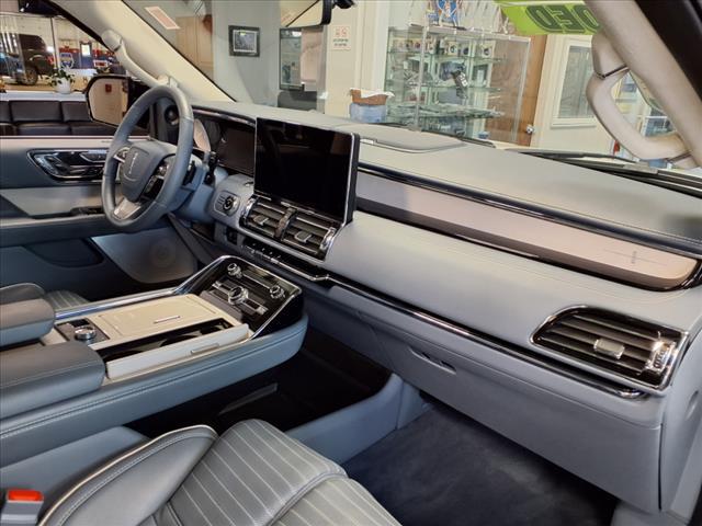 used 2024 Lincoln Navigator car, priced at $95,995
